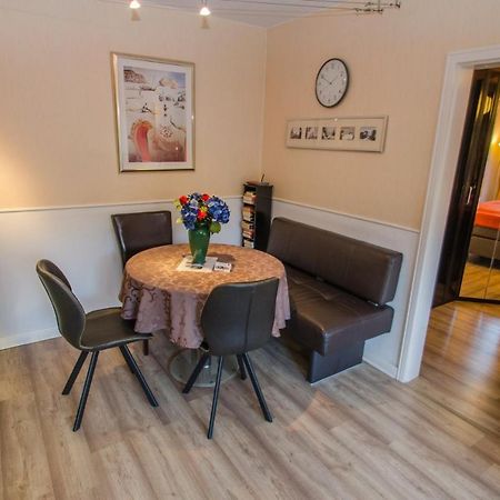 Ferienwohnung โคโลญ ภายนอก รูปภาพ