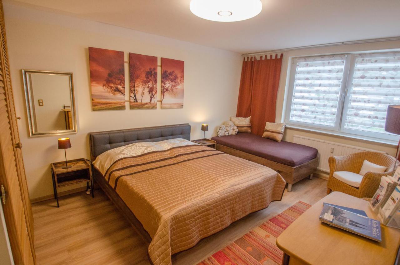 Ferienwohnung โคโลญ ภายนอก รูปภาพ