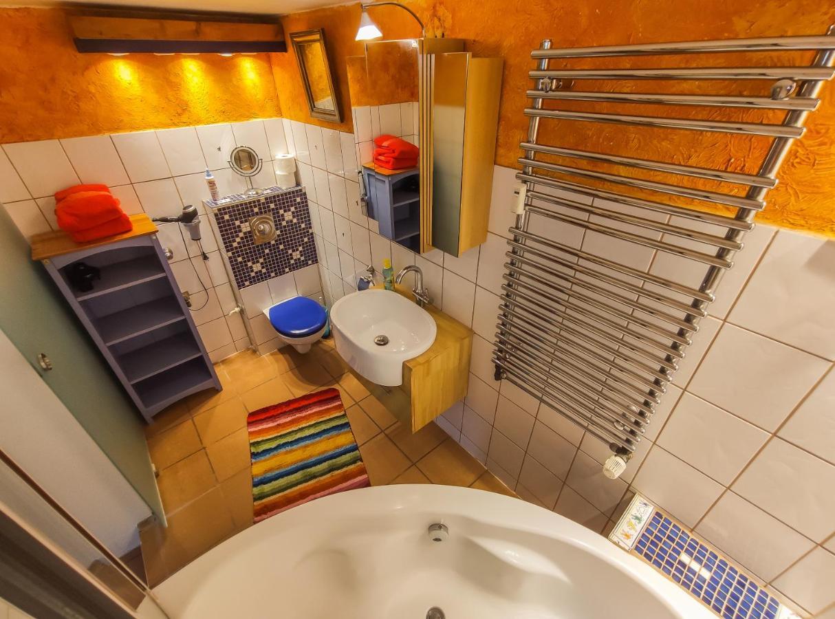 Ferienwohnung โคโลญ ภายนอก รูปภาพ