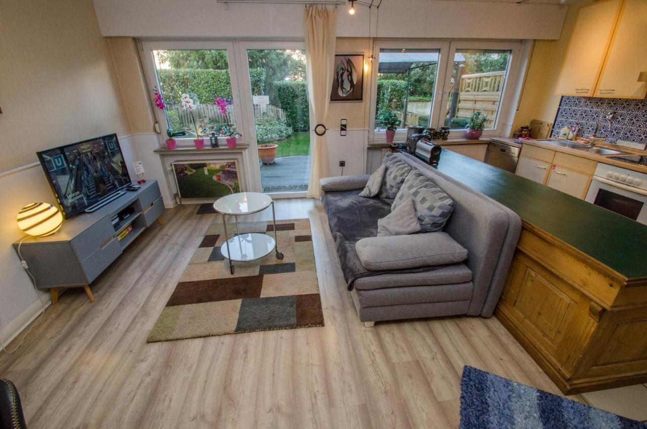 Ferienwohnung โคโลญ ภายนอก รูปภาพ